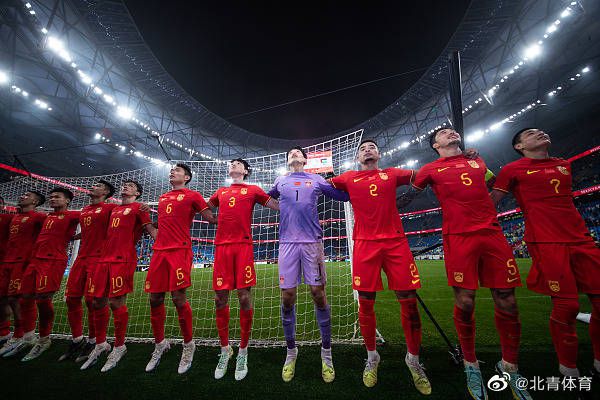 罗马主帅穆里尼奥已经同意球队引进博努奇，除此之外，球员本人也很乐意回到意甲联赛。
